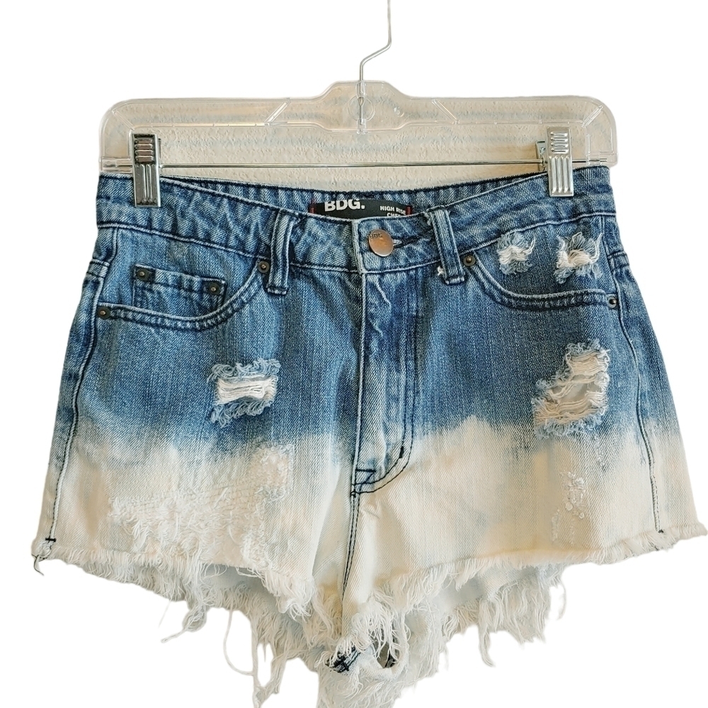 BDG Urban Outfitters Women's Super High-Rise Cheeky Distressed Denim Short Sz 28
